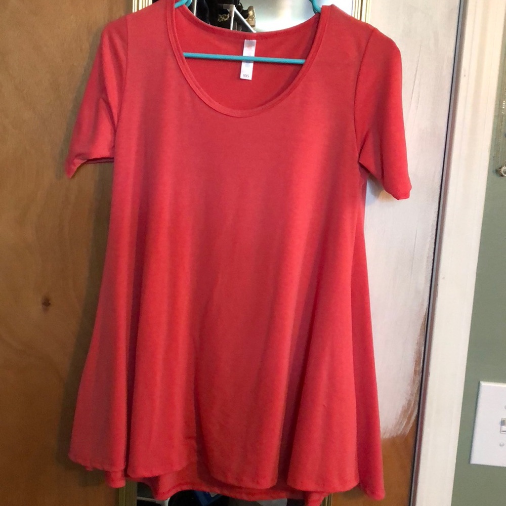 LuLaRoe Perfect T